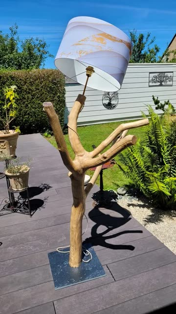 Lampadaire en bois flotté, pièce 3